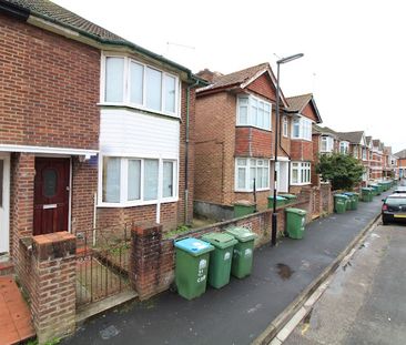 Coventry Road, Southampton - Photo 3