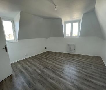 Location Appartement 3 pièces 55 m2 à Saint-Quentin - Photo 2