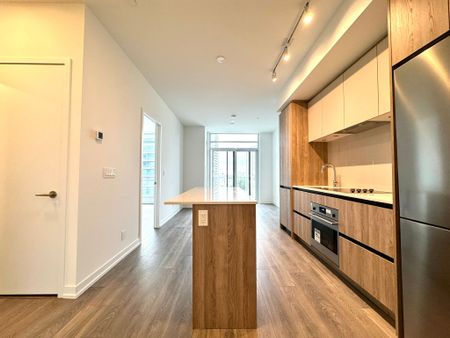 For Lease - 8 Beverley Glen Boulevard Unit# 808, Vaughan, Ontario - Photo 5