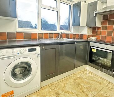 5 bedroom house to rent Brendon Avenue, Luton, Bedfordshire, LU2 - Photo 4