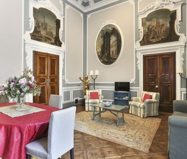 Affresco apartment in historical palazzo - Photo 5