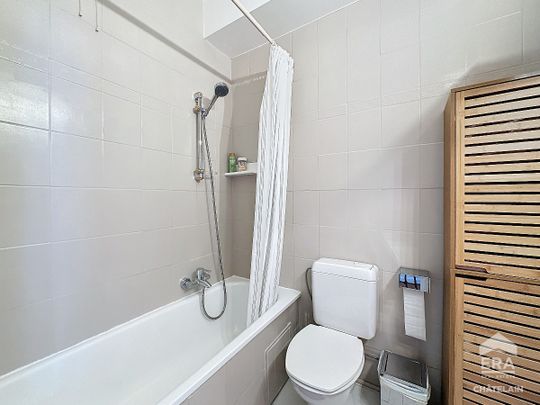 IXELLES - PRACHTIG GEMEUBILEERD STUDIO VAN 42M² - Foto 1