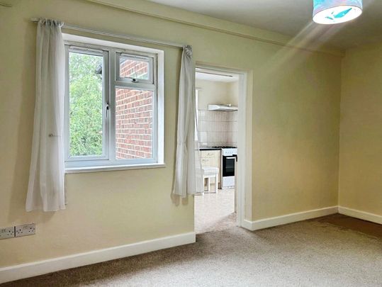 Stanley Avenue, Greenford, UB6 8NN - Photo 1