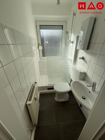 Minimaler Preis für maximalen Komfort: hochwertig sanierte Singlewohnung begeistert mit sonniger Raumaufteilung und herrlich ruhiger Grünlage am Stadtrand von Steyr! - Foto 5
