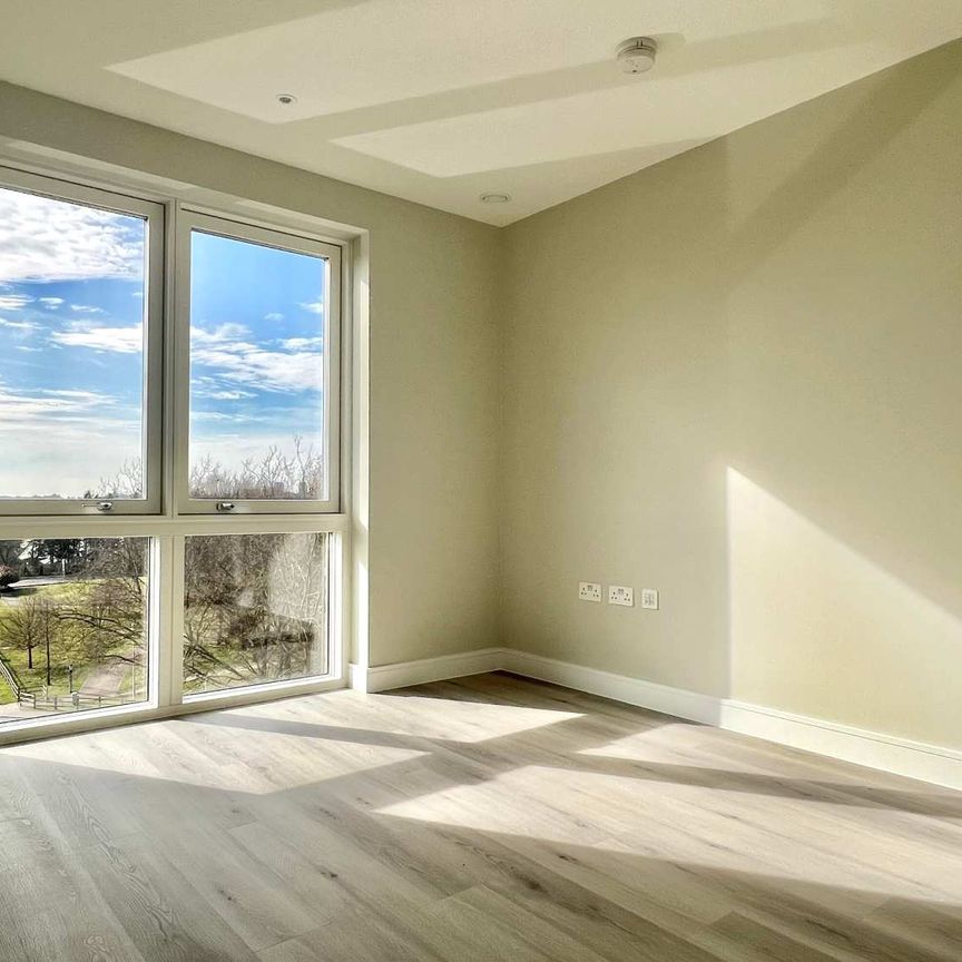 Kidbrooke Village 5 Room 1 - Photo 1