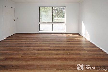 Spacious Family Living in Peaceful Devon Meadows - Approx. 3 Acres - Photo 2