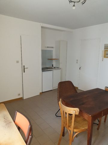 Studio meublé – Quartier Saint Michel - Photo 4