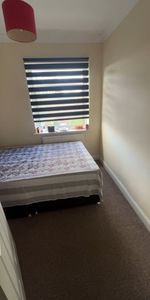 Room in a Shared House, Runfold Avenue, LU3 - Photo 3