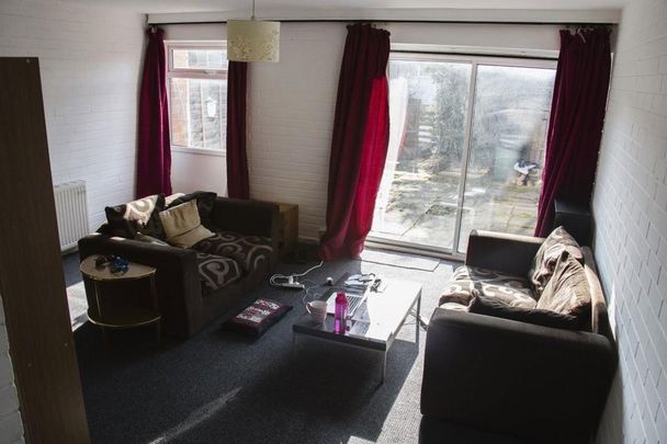 2 bedroom house to rent - Photo 1