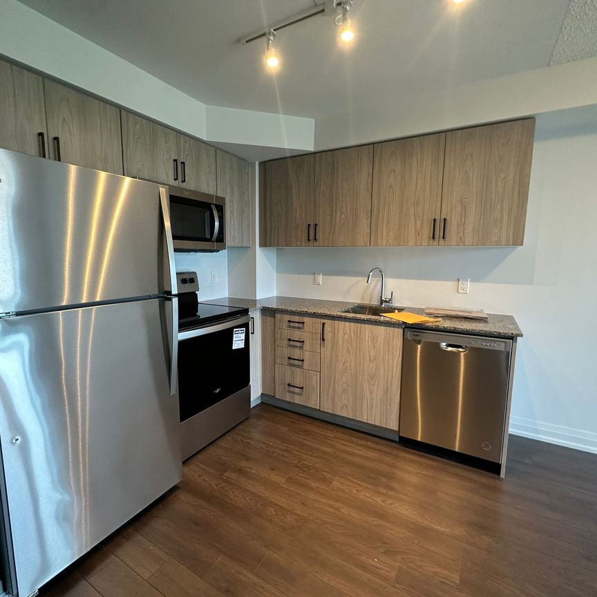 For Lease - 20 Meadowglen Place Unit# 1703, Toronto, Ontario - Photo 1