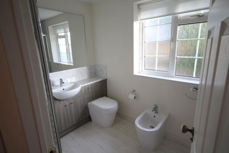 4 bedroom house to rent - Photo 3