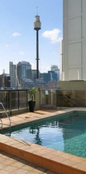 HYDE PARK LIFESTYLE | Furnished - Photo 1