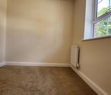 2 bedroom bungalow to rent - Photo 2