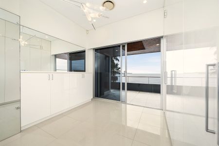 14 Marine Parade, Maroubra NSW 2035 - House For Rent | Domain - Photo 2