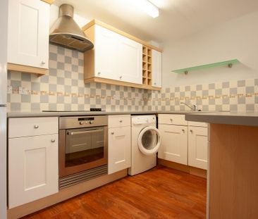 2 bedroom apartment to rent - Photo 5