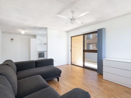 4/59 Grayson Street, Morningside QLD 4170 - Apartment For Rent | Domain - Photo 2