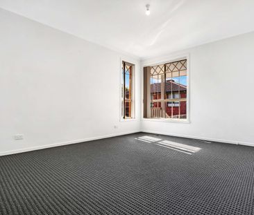 Easy Living! - Photo 4