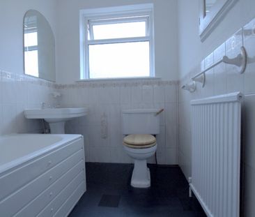 4 Bed Semi-Detached House, Foxley Road, CR7 - Photo 6