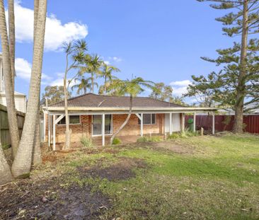 Four Bedroom Home in Highly Sought After Bateau Bay! - Photo 6