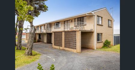 1 bedroom unit in Harristown - Photo 5
