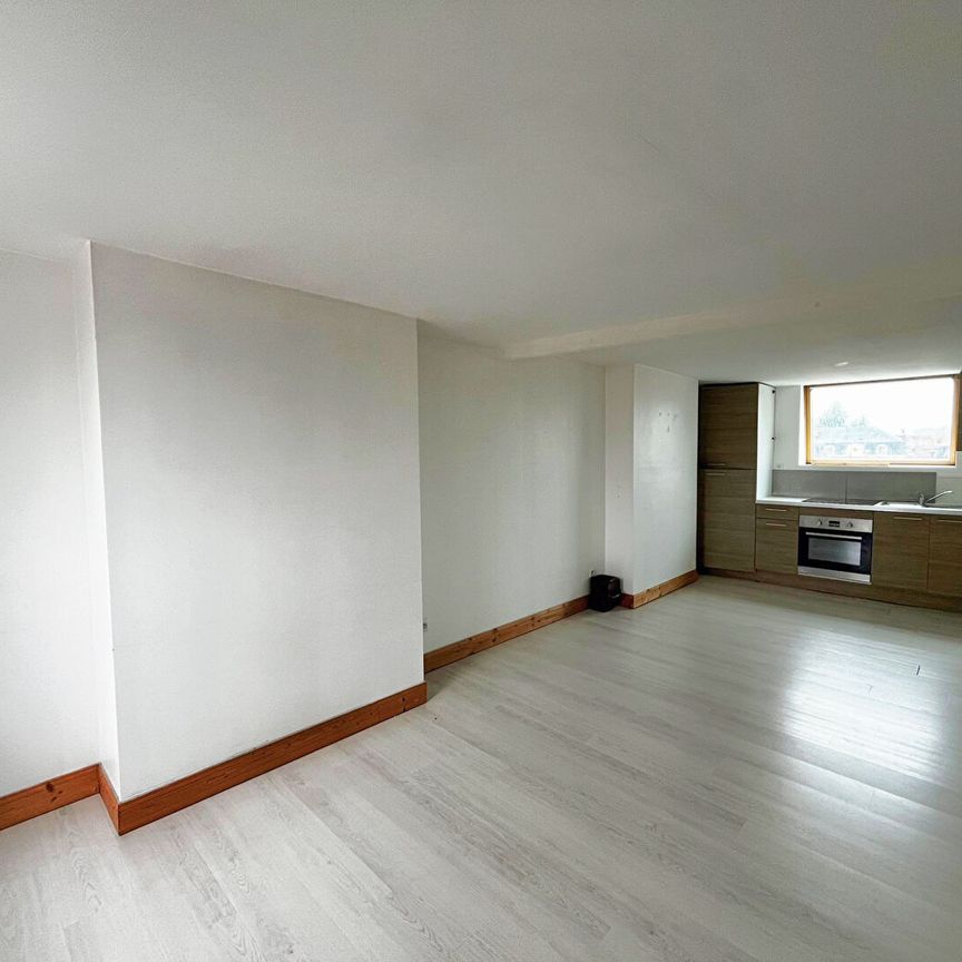 Apartment - Photo 1