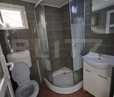 Garsonieră de închiriat la curte – zonă foarte accesibi - Photo 2