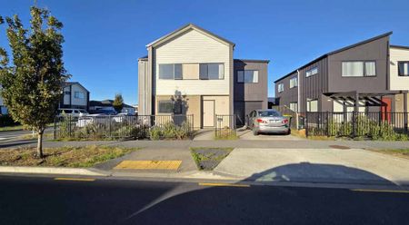 Takanini, 5 Bedrooms, $800 - Photo 2
