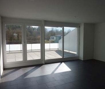 Generous attic apartment in a quiet residential area - Photo 1