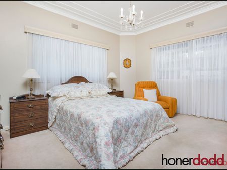42 Wilson Street, Kogarah NSW 2217 - House For Rent | Domain - Photo 3