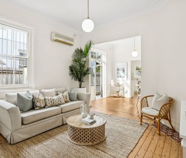 Bright and Airy Semi-Detached Home with Classic Cottage Charm - Photo 1