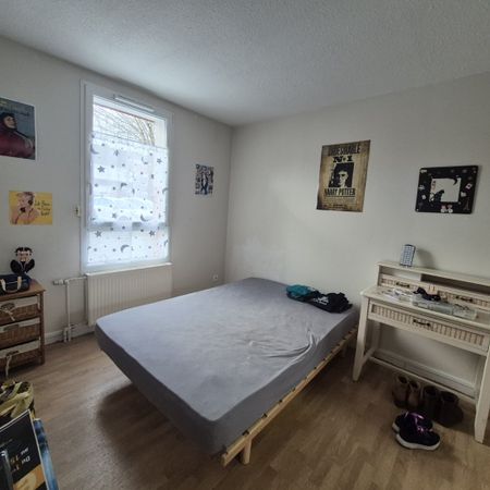 Location Appartement 2 pièces 52m² VILLENEUVE D ASCQ 59650 - Photo 3