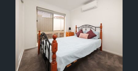 All Season Entertainer - Photo 5