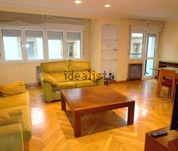 Alquiler de piso en Centro - San Lorenzo - Photo 2