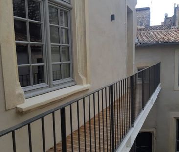 T2 RENOVE AVEC BALCON CENTRE VILLE - Photo 5