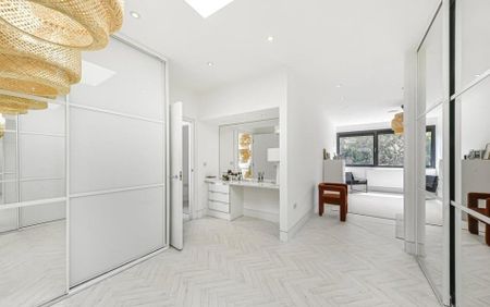 6 bedroom detached house to rent - Photo 3