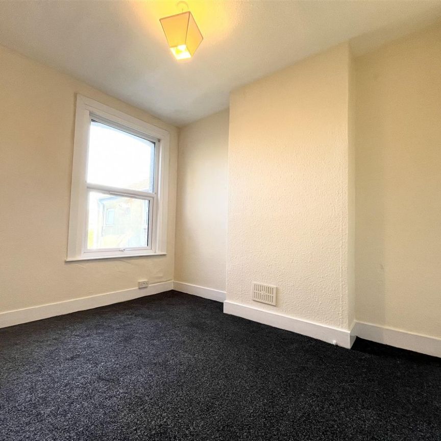 1 Bedroom Maisonette - Upper To Let - Photo 1