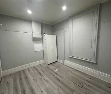 For Lease - 206 Carlton Street Unit# 104, Toronto, Ontario - Photo 4
