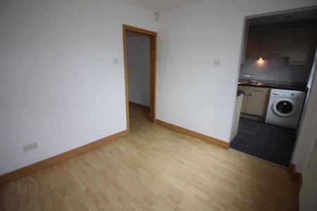 12 Lisleen Place, Newtownards, BT23 4NH - Photo 2