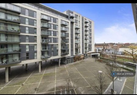 2 bedroom flat to rent - Photo 5