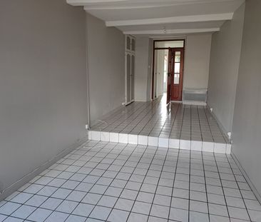 A LOUER Appartement 50000 Saint-Lô 1 chambre 70.78 m2 - Photo 2