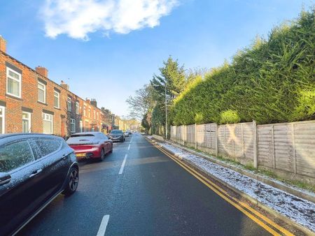 3 bedroom terraced house to rent - Photo 5