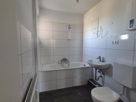 Demnächst frei! 2-Zimmer-Wohnung in Duisburg Beeck - Photo 4
