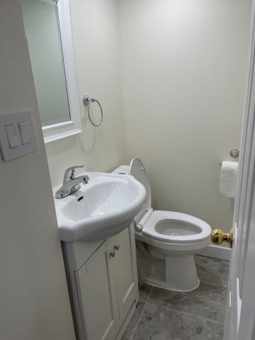 For Lease - 1566 Northmount Avenue Unit# Lower, Mississauga, Ontario - Photo 5