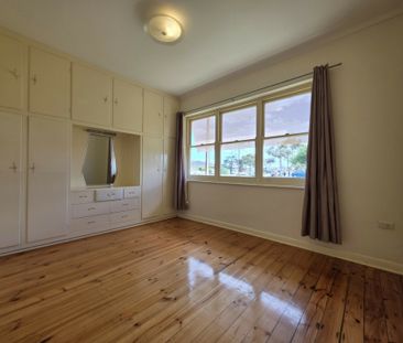 Beautiful family home, full of character! - Photo 5