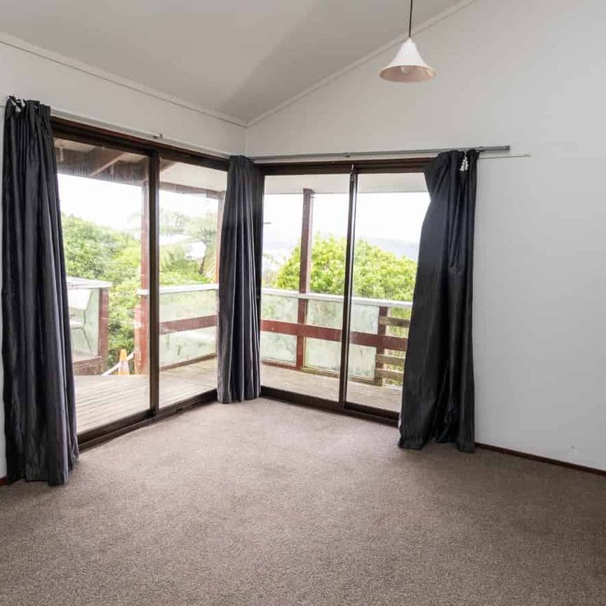 5 bedroom flat in Highbury with views - Photo 1