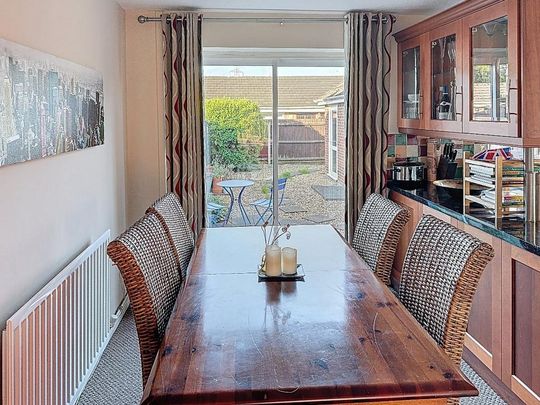 2 bedroom house share to rent - Photo 1