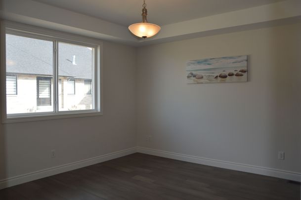 For Lease - 48 Callams Bay Crescent, Amherstburg, Ontario - Photo 1