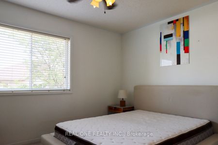 Condo Townhouse For Lease | W8145736 - Photo 4