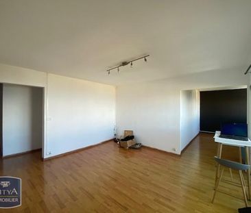 Location Appartement 3 pièces 74m² LE TAMPON 97430 - Photo 2