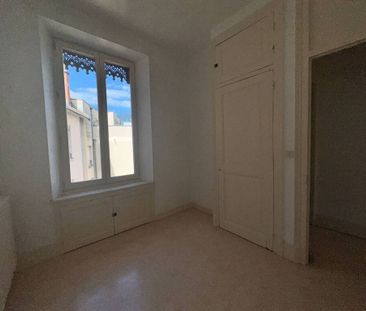 Location Appartement 3 pièces 80m² GRENOBLE 38000 - Photo 1
